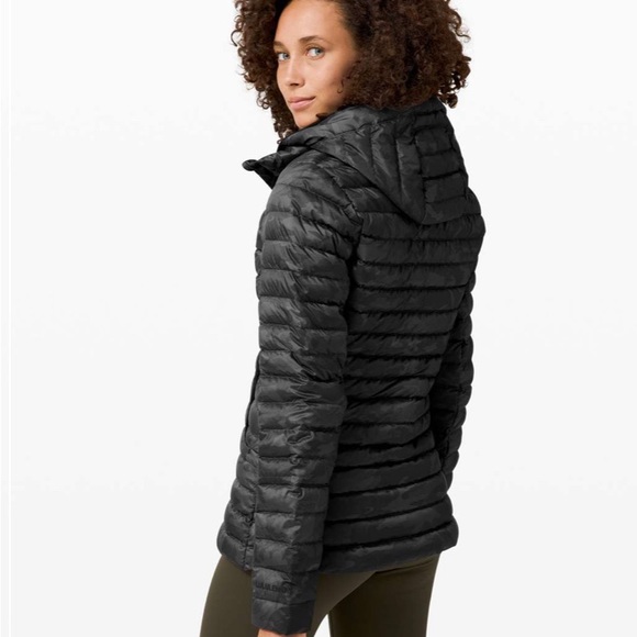 NWT Lululemon Pack It Down Jacket Incognito Grey $198 - Size 4 - Picture 5 of 8